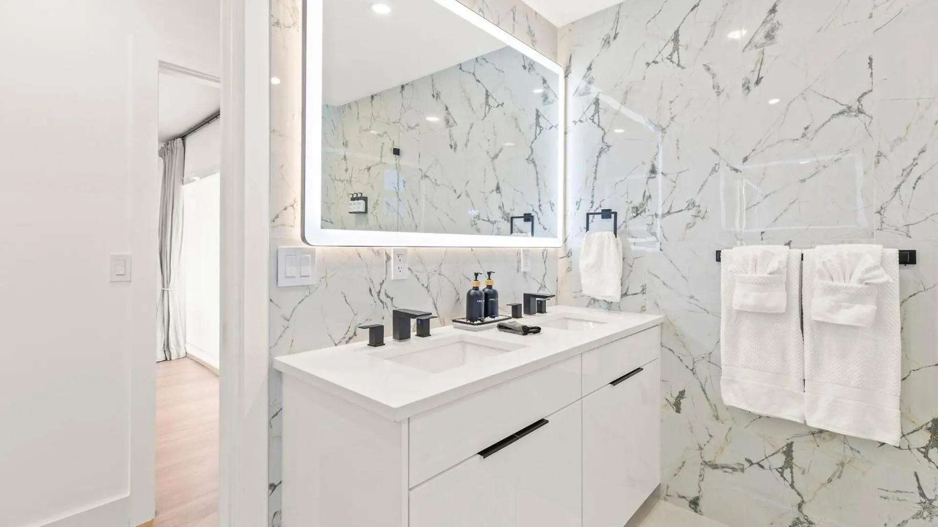 Prázdninový dům Luxury For 10 | 4Br W/ Pvt Pool/Hot Tub+Bay Access Tampa USA