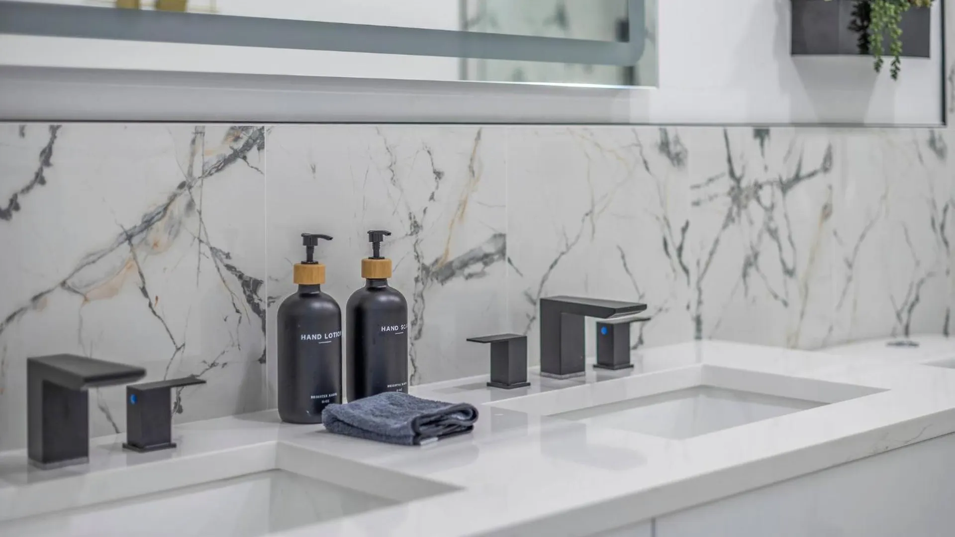 펜션 Luxury For 10 | 4Br W/ Pvt Pool/Hot Tub+Bay Access 탬파 미국