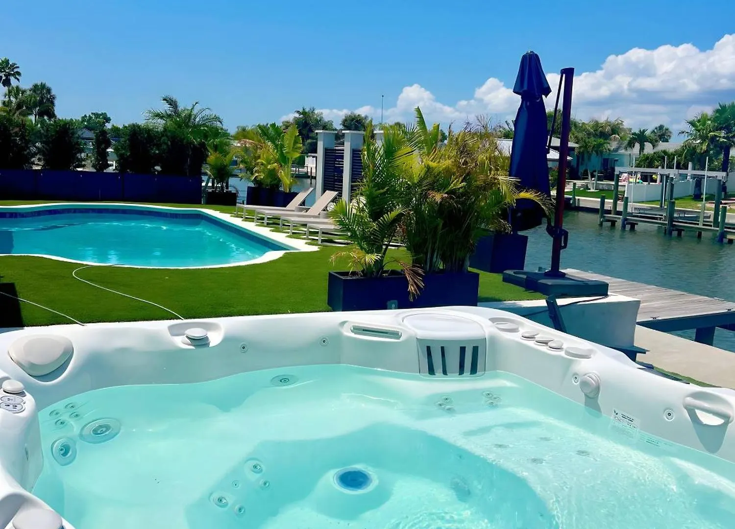 Luxury For 10 | 4Br W/ Pvt Pool/Hot Tub+Bay Access 탬파 펜션